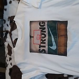Nike basketball t-shirt boys extra large